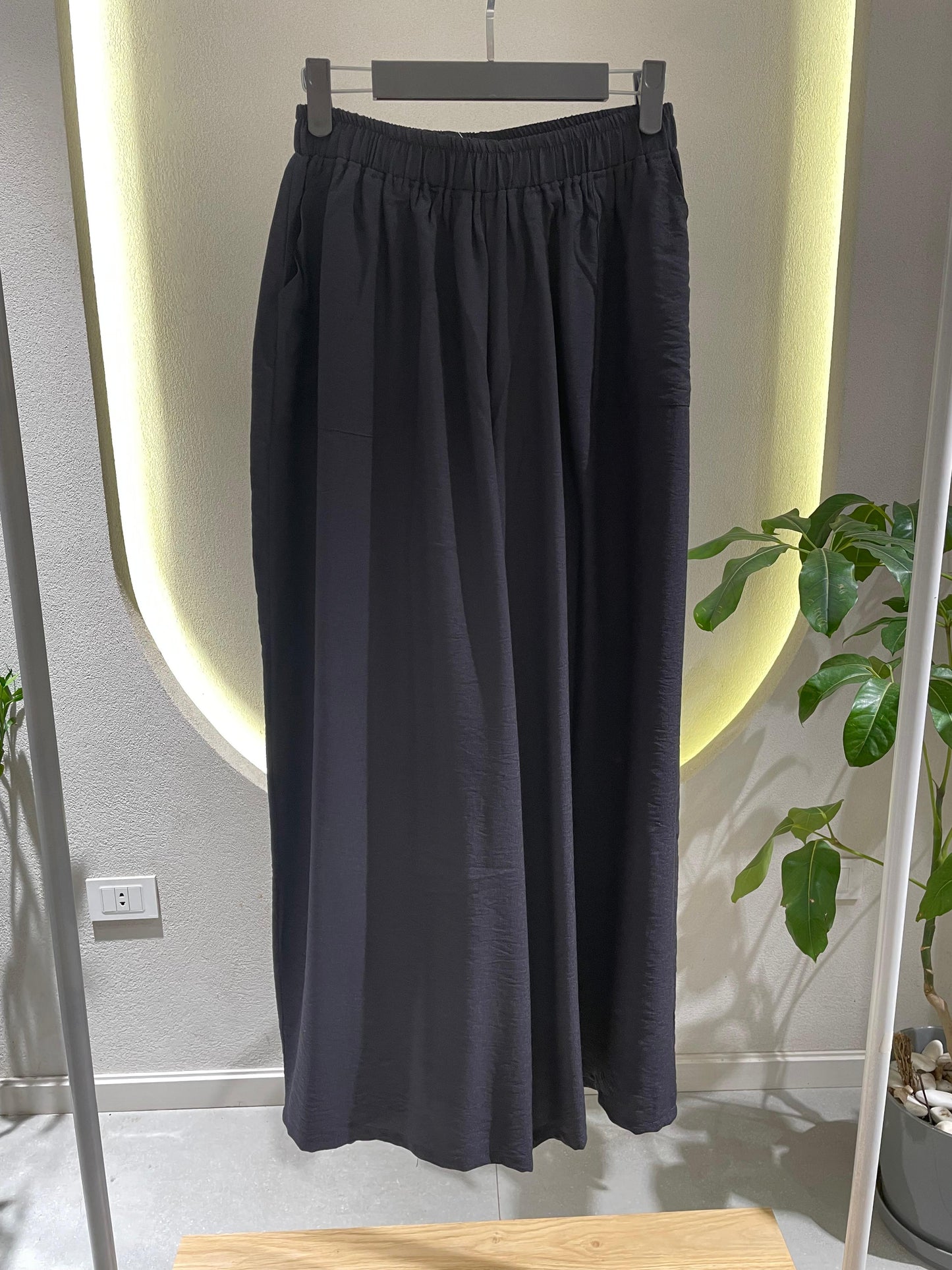 Basic linen pants