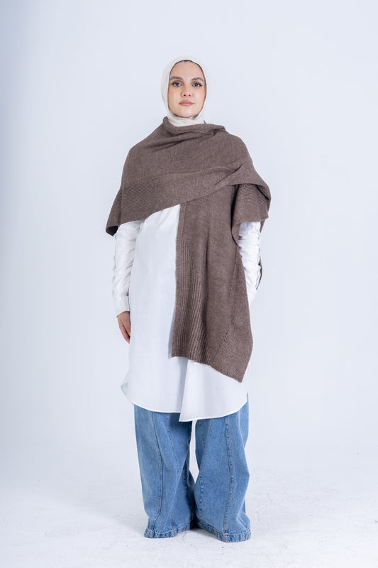 Esia Cape